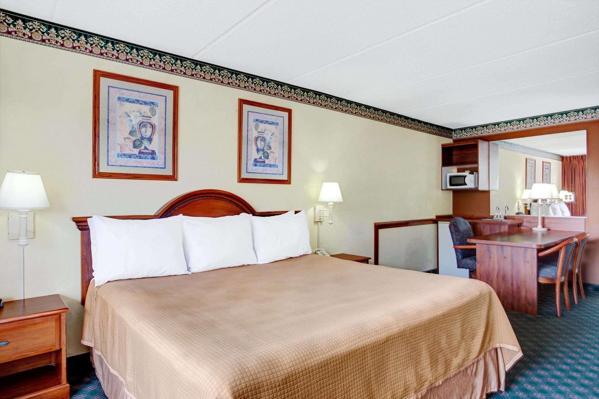 Howard Johnson By Wyndham Clearwater - Dunedin Exterior foto